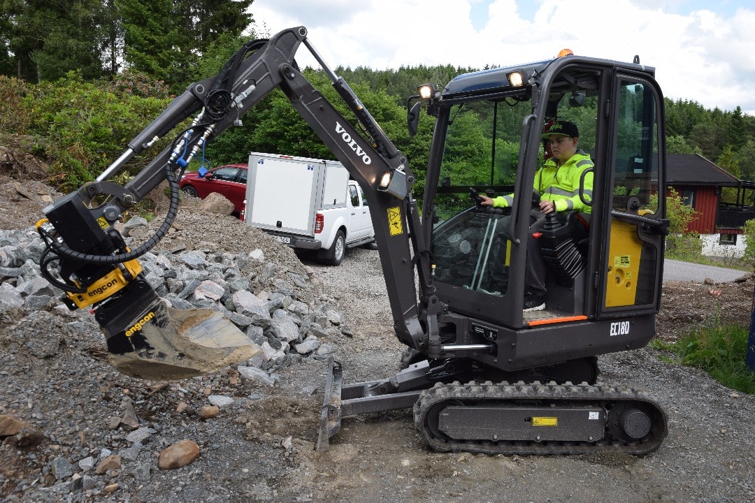 hyra grävmaskin södertälje hyra grävmaskin södertälje